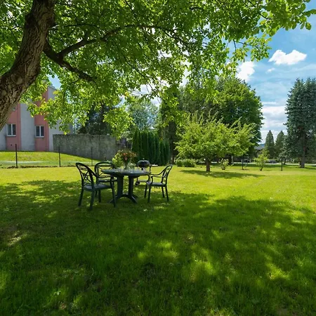 39 Z Pieknym Ogrodem Apartment *