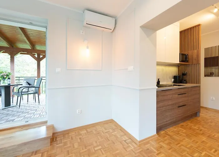 39 Z Pieknym Ogrodem Apartment Ustron